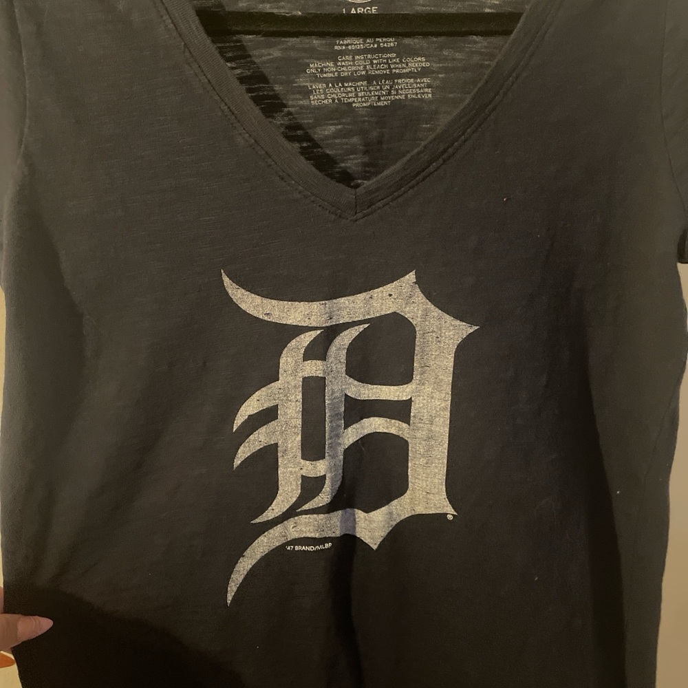 47 Brand Navy T-Shirt with Detroit Tigers Logo